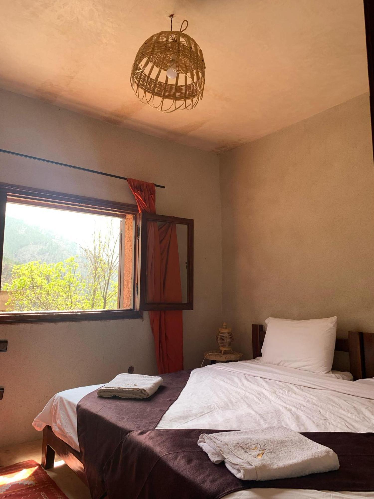Aux Lumieres Du Toubkal Light Of Toubkal Hotel Imlil  Buitenkant foto