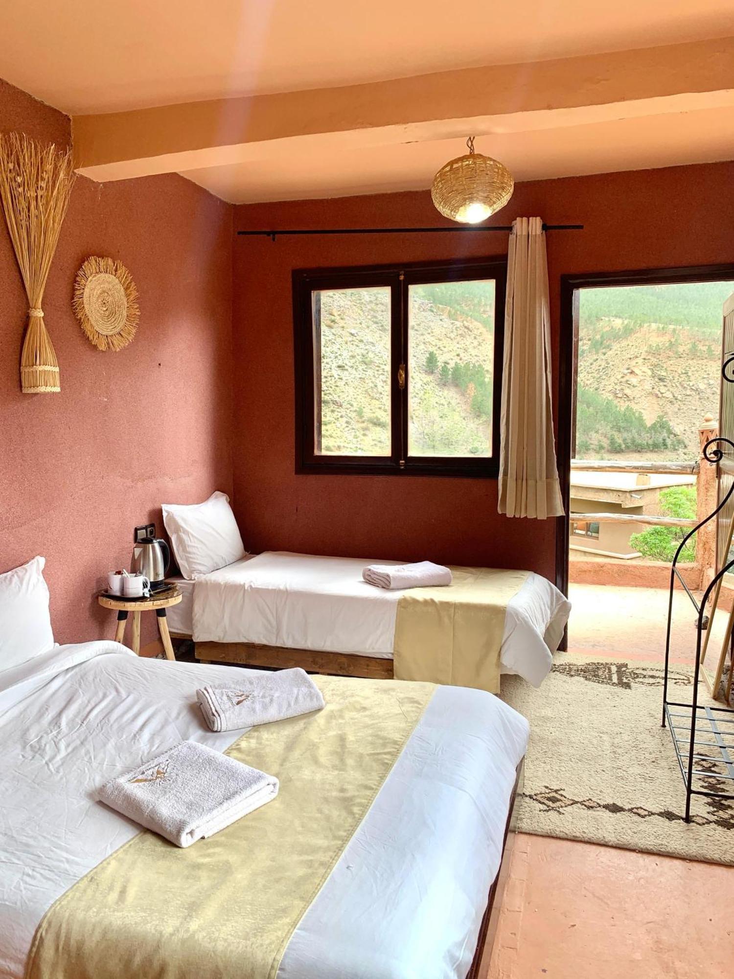 Aux Lumieres Du Toubkal Light Of Toubkal Hotel Imlil  Buitenkant foto